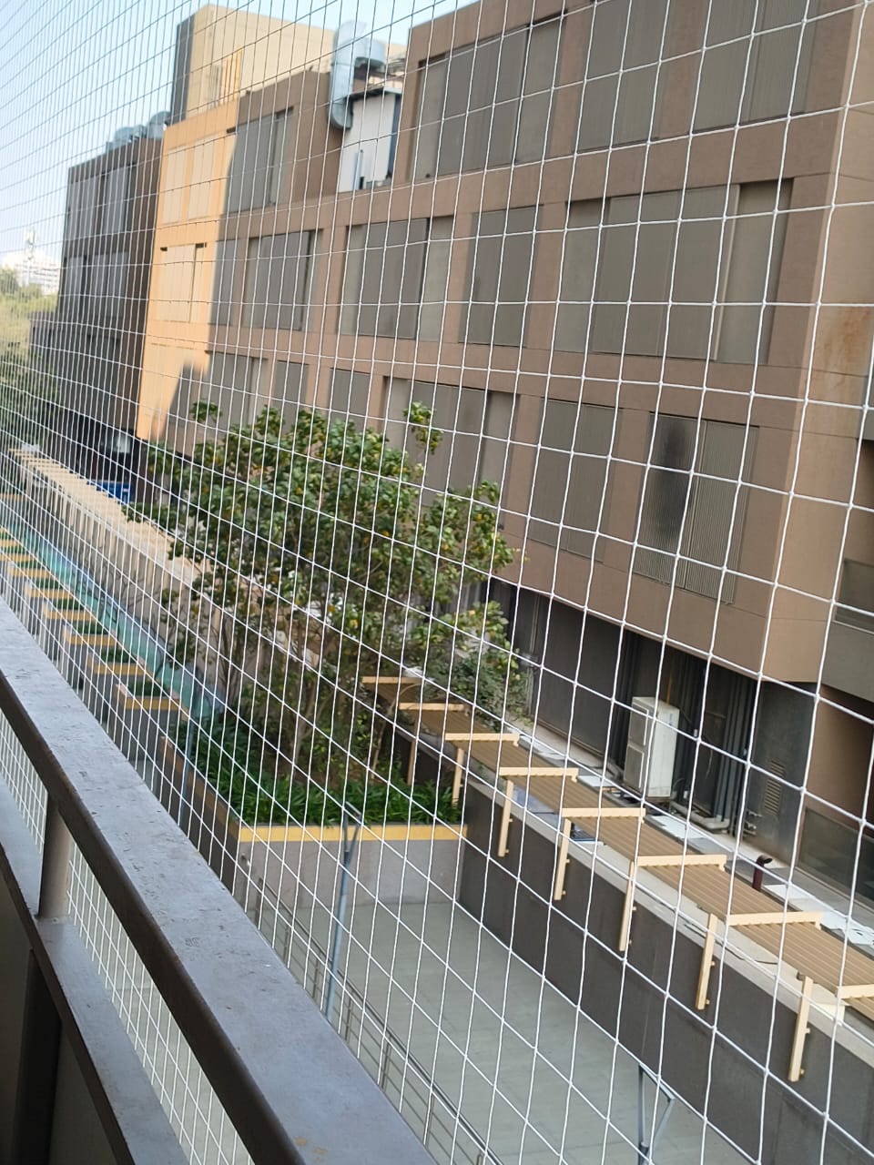 Terrace safety net
